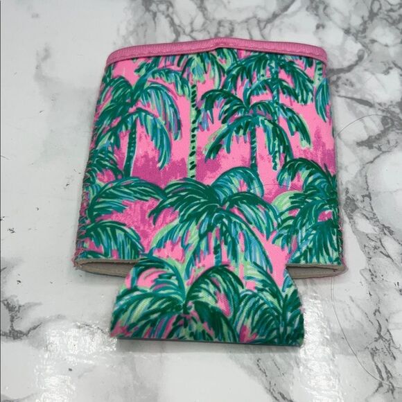 LILLY PULITZER Pink Suite Views Vinyl Pouch and Drink Koozie - Picture 5 of 6